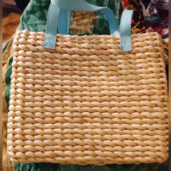 NWT Kim Rogers Tropical Palm Embroidered Straw Tote - Blue Trim - Picture 5 of 6